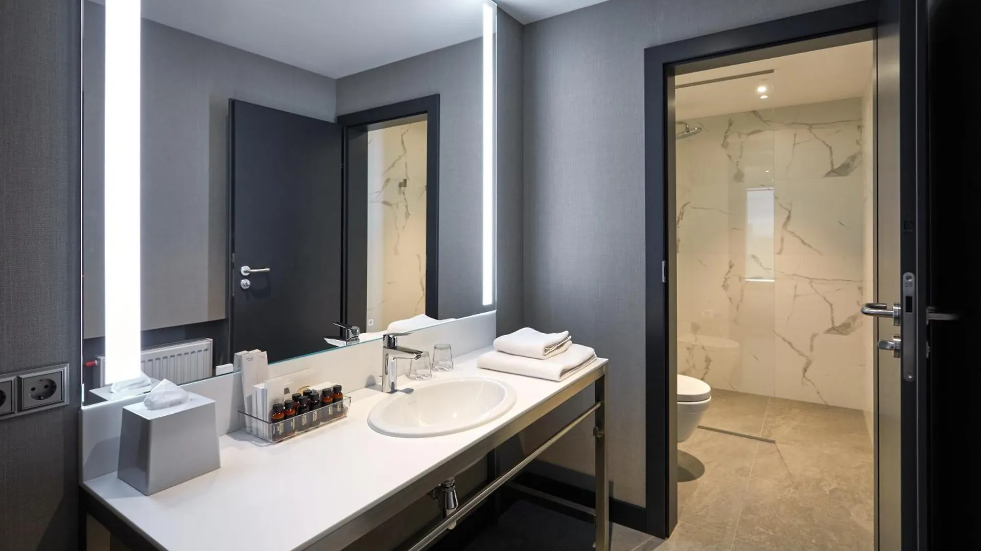 Sky Loft Hotel Kyiv By Rixwell International