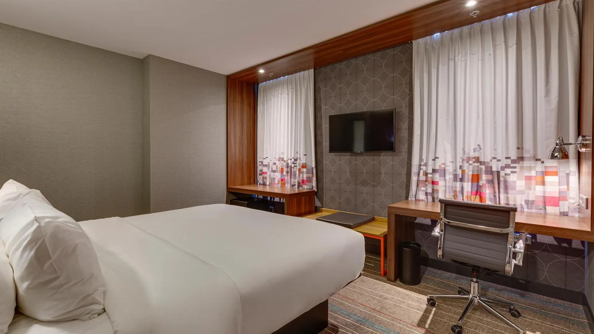 Sky Loft Hotel Kyiv By Rixwell International